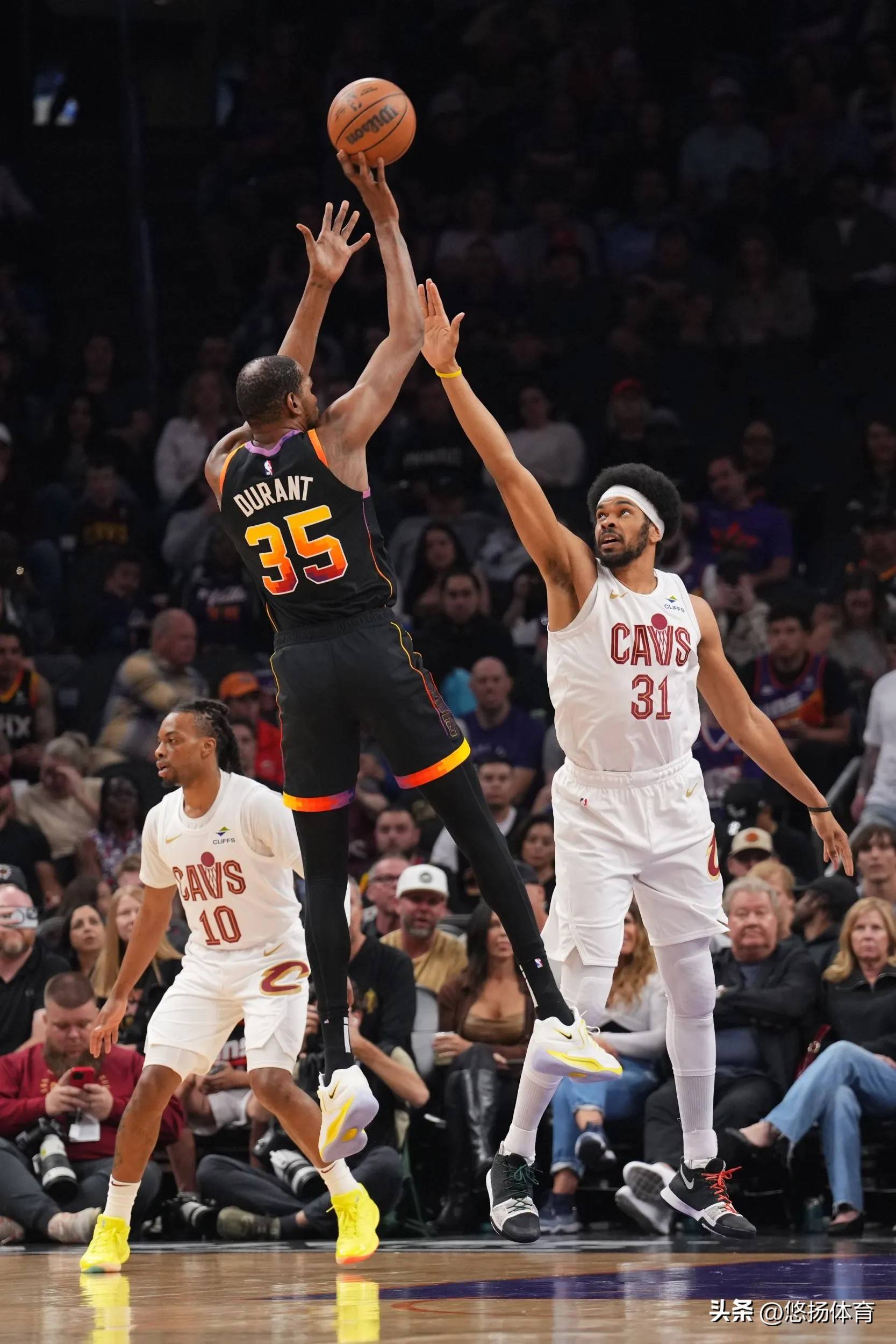 开云体育关于里程碑夜！亚特兰大手感冰凉，NBA常规赛今夜刷纪录，引发热议，数据趋势出现新变化的信息